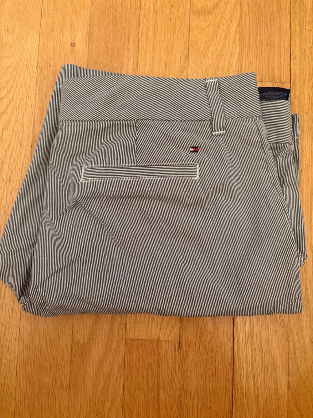 Cute Tommy Hilfiger Womens Striped Shorts, Size 12